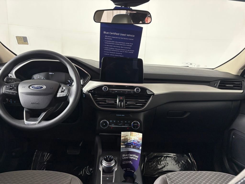 Certified 2020 Ford Escape SE image 27