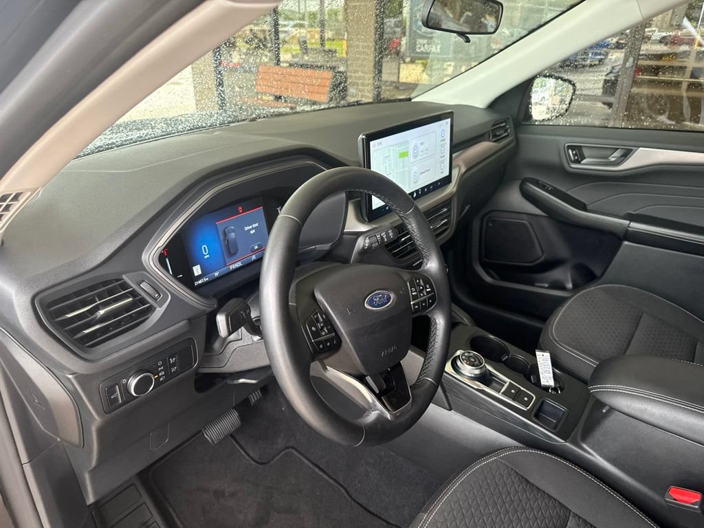 Certified 2023 Ford Escape Active w/ Tech Pack #1 FWD image 9