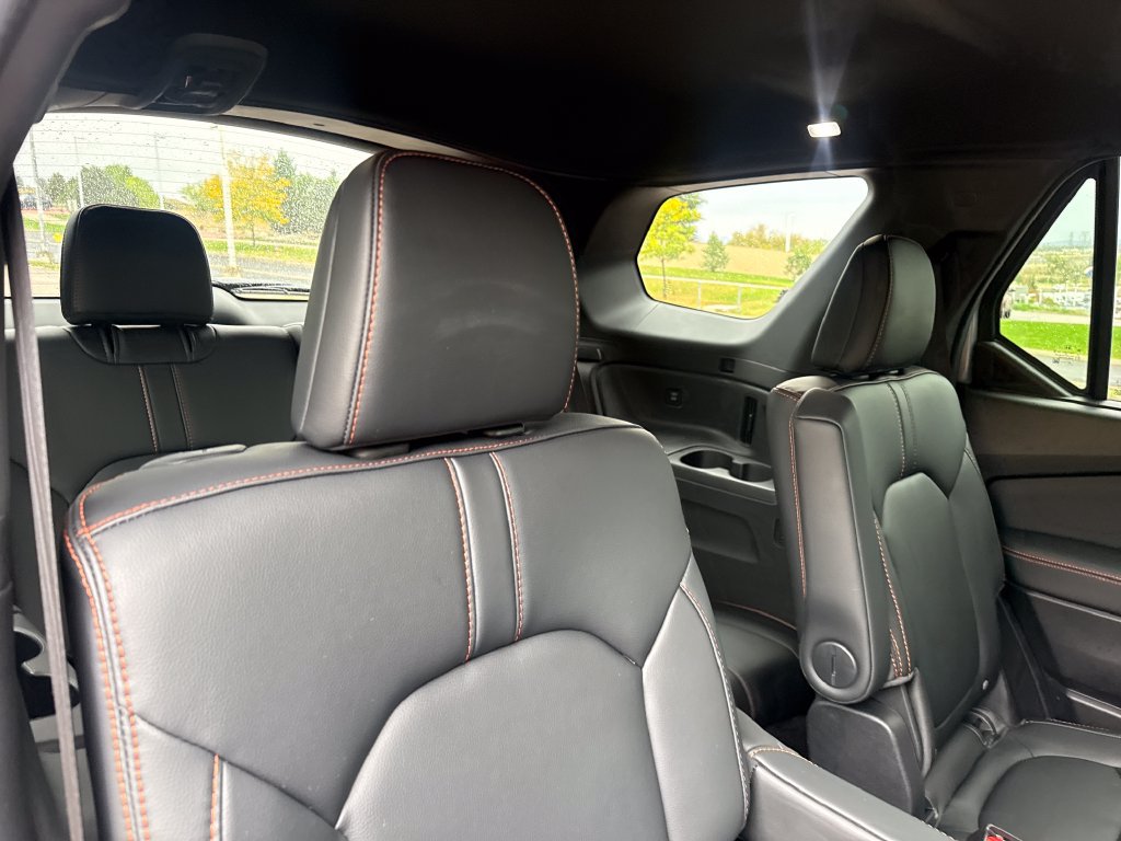 Used 2025 Honda Pilot TrailSport image 27