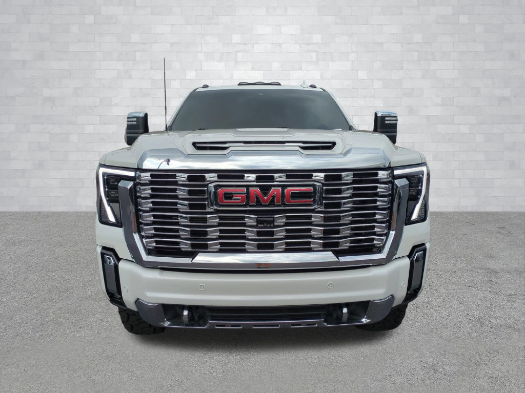 Used 2024 GMC Sierra 2500 Denali w/ Denali Reserve Package AWD/4WD image 10