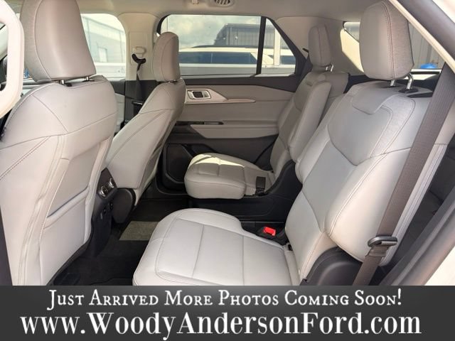 Certified 2025 Ford Explorer Active w/ Active Comfort Package AWD/4WD image 9
