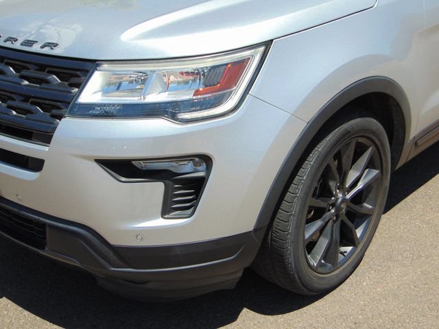 Certified 2018 Ford Explorer XLT w/ Equipment Group 202A AWD/4WD image 2