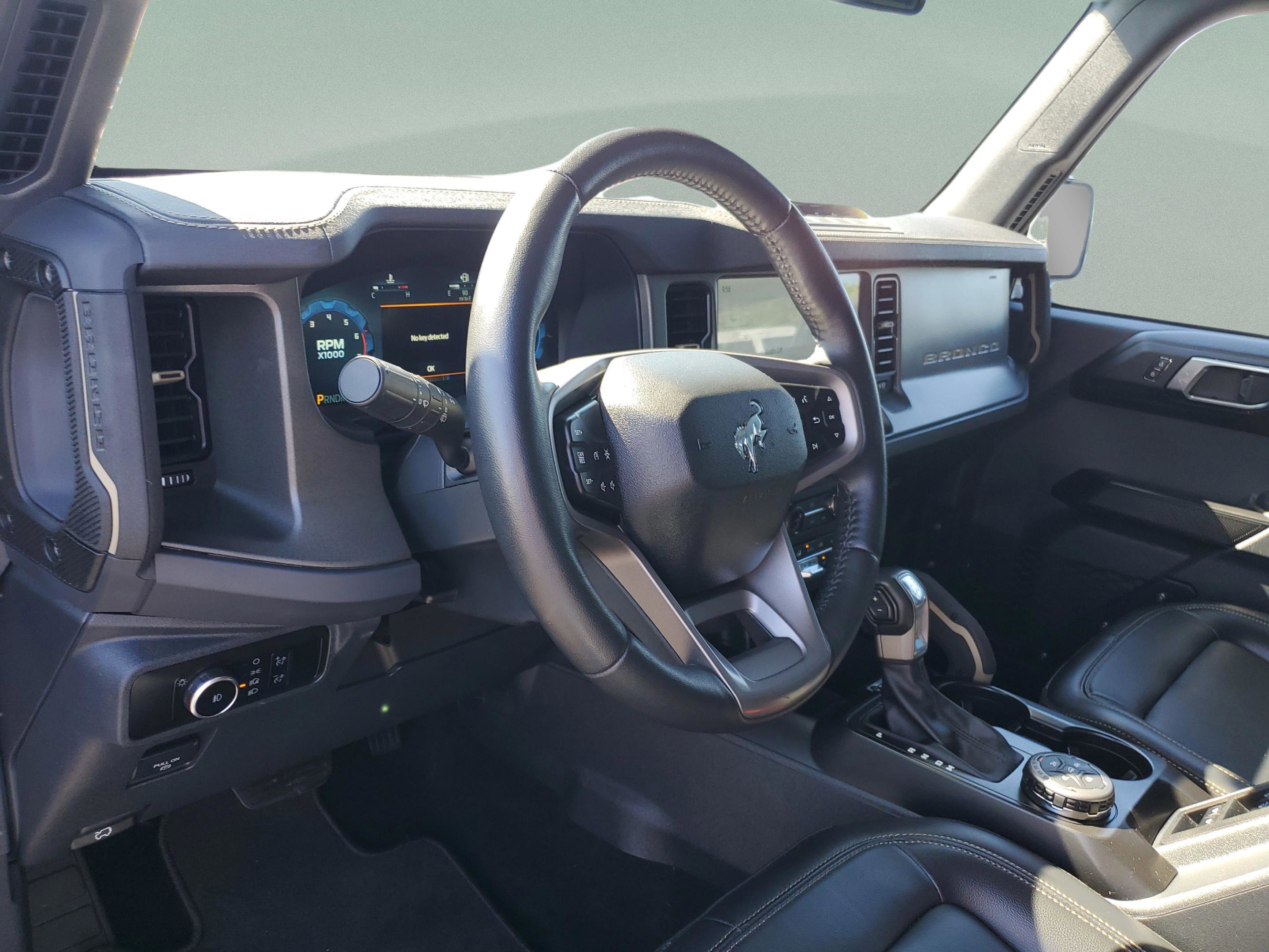 Certified 2025 Ford Bronco Badlands AWD/4WD image 19