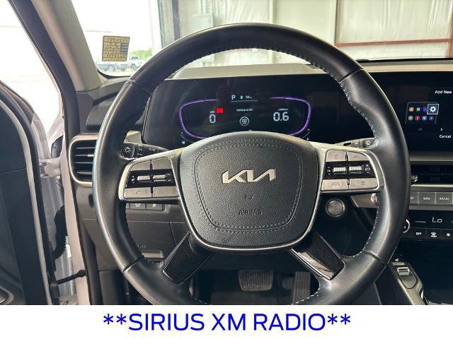 Used 2025 Kia Telluride S FWD image 13