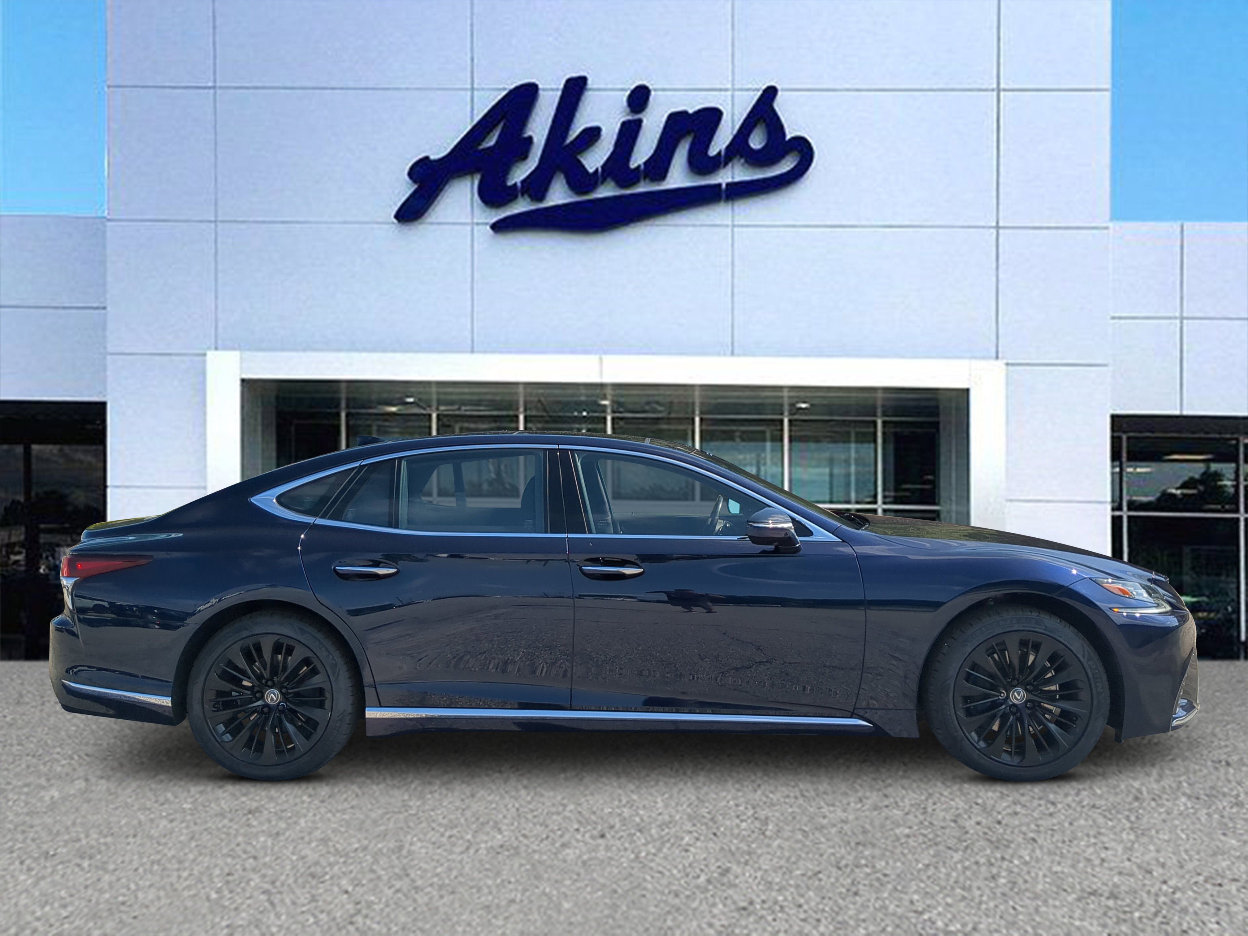 Used 2018 Lexus LS 500 AWD w/ Luxury Package image 1