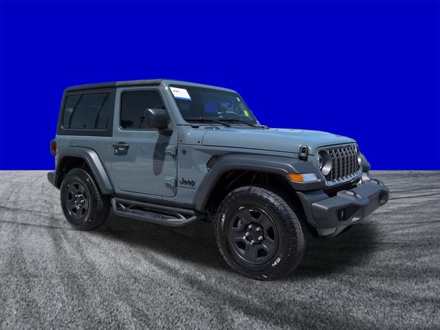 Used 2025 Jeep Wrangler Sport AWD/4WD image 2