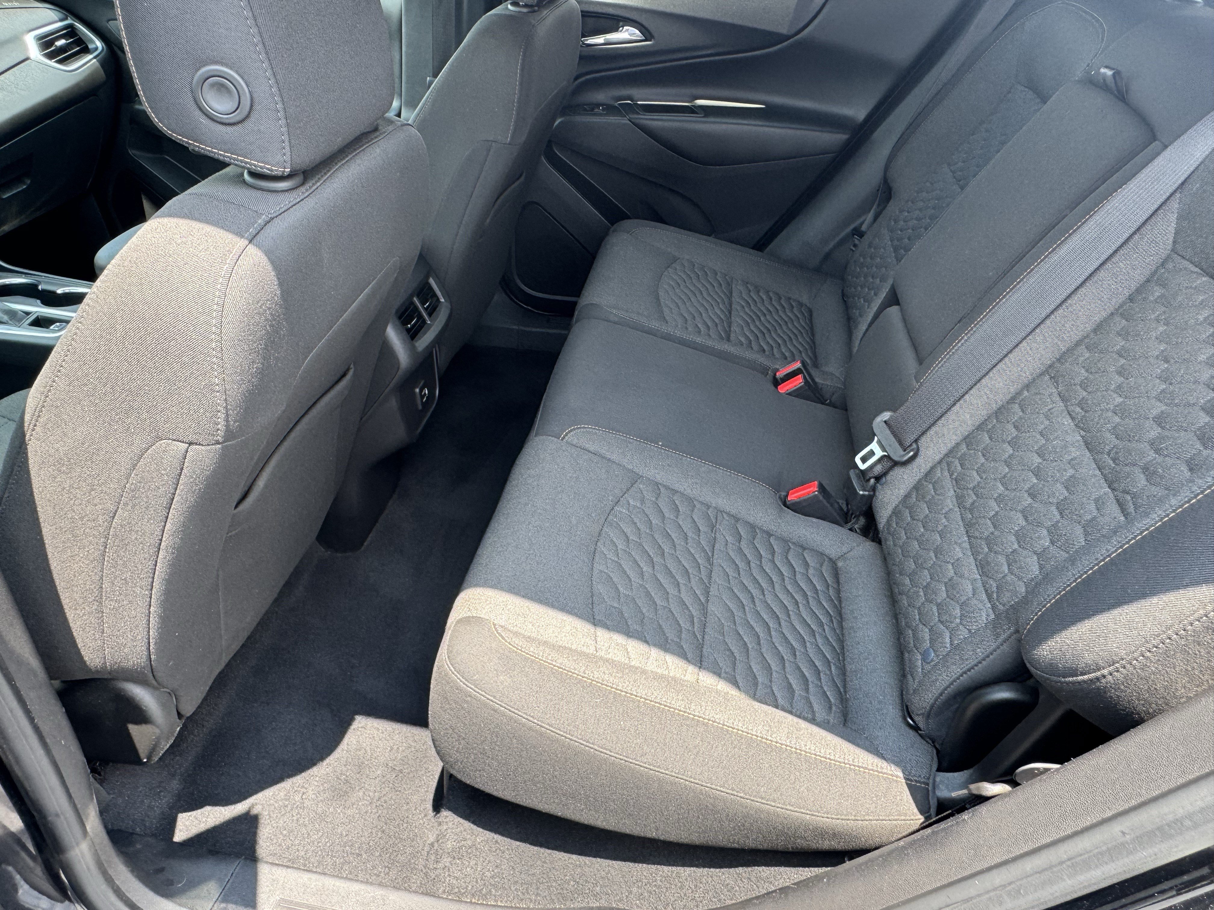 Used 2020 Chevrolet Equinox LT FWD image 22