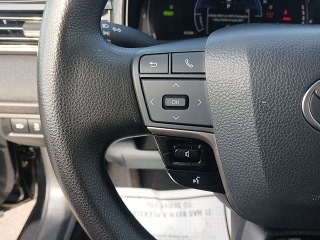 Used 2025 Toyota Camry LE FWD image 19