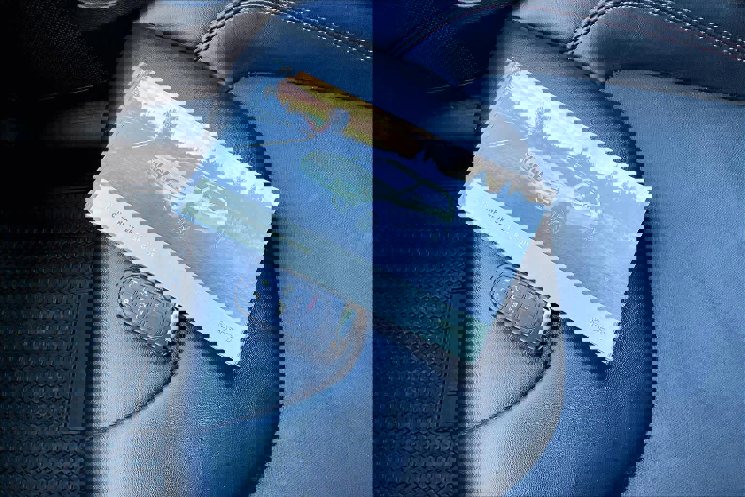 Used 2019 Jeep Cherokee Trailhawk w/ Comfort/Convenience Group AWD/4WD image 17