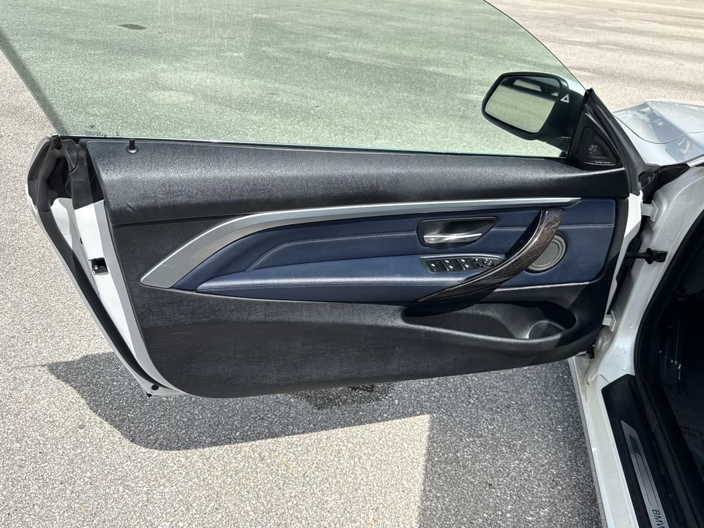 Used 2018 BMW 430i Convertible image 14