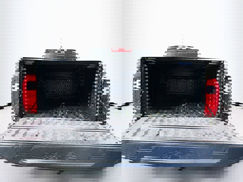 Used 2023 GMC Canyon Elevation w/ Elevation Premium Package image 20