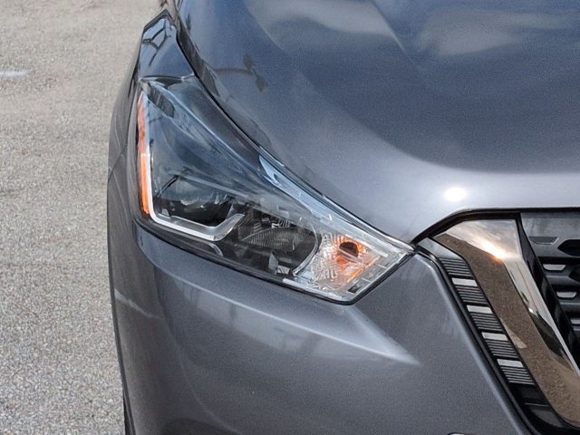 Used 2019 Nissan Kicks SR w/ Exterior Electronics Package FWD image 10