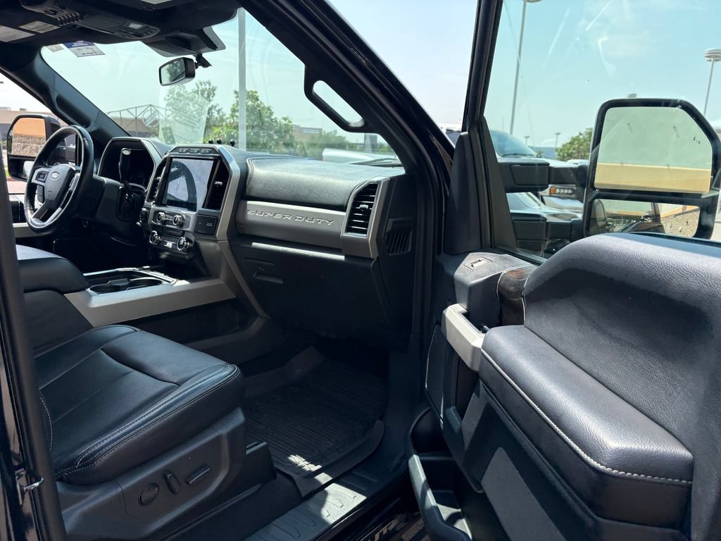 Certified 2022 Ford F250 Lariat w/ Tremor Off-Road Package AWD/4WD image 30