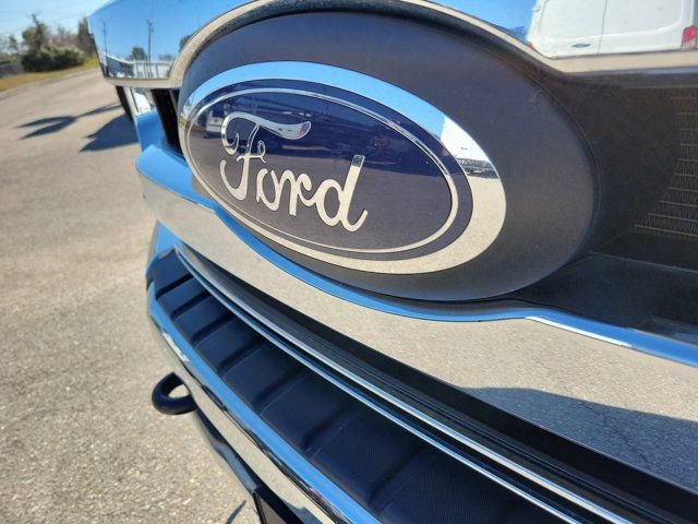 Certified 2022 Ford F350 XL w/ Power Equipment Group image 7