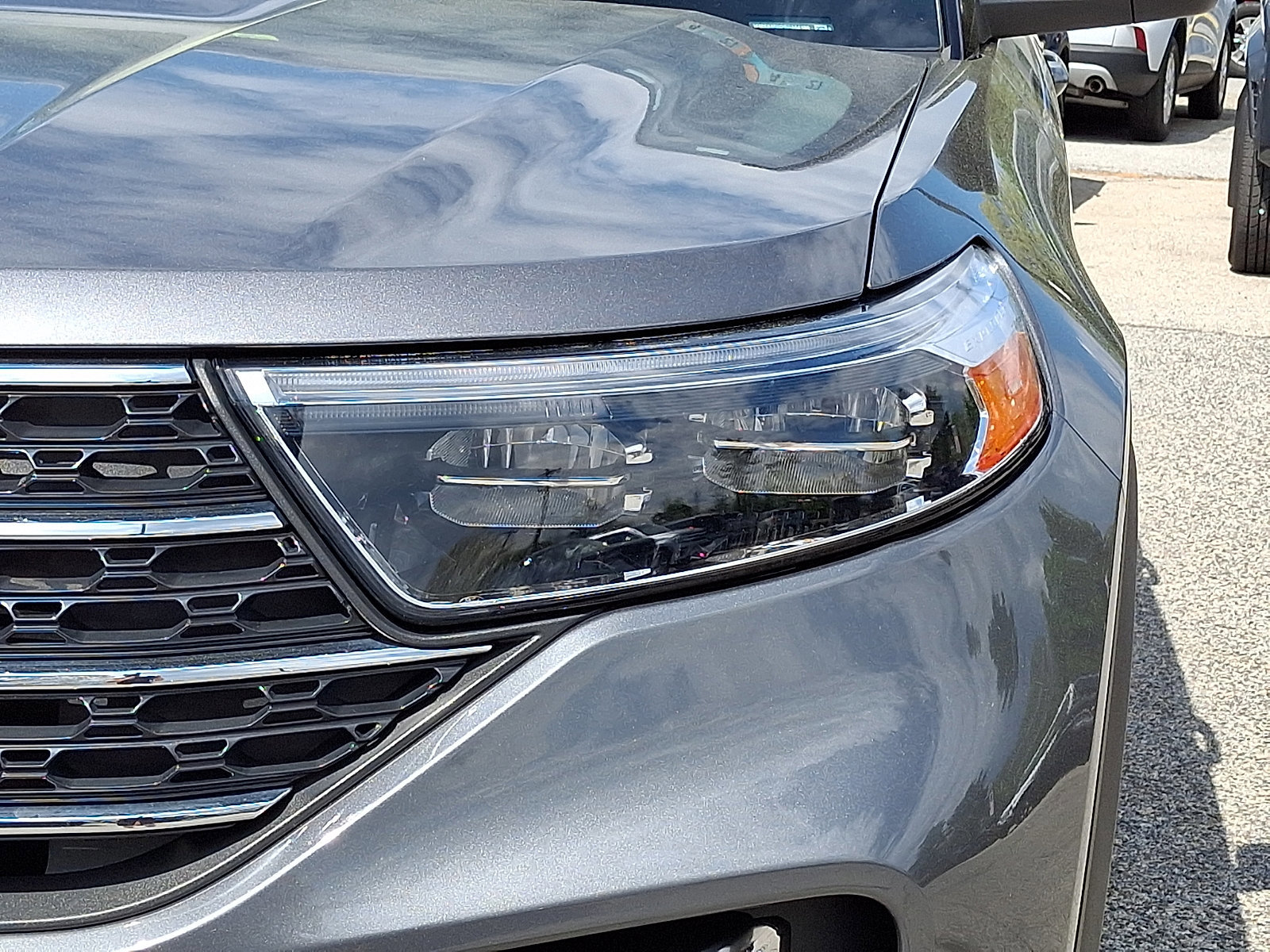 Certified 2024 Ford Explorer XLT w/ Equipment Group 202A image 12