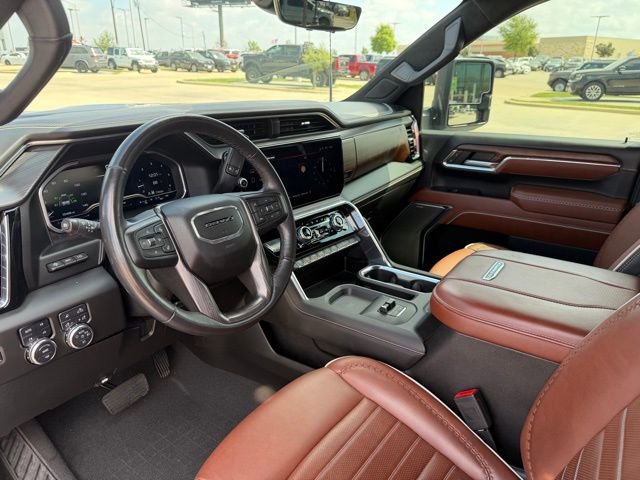 Used 2024 GMC Sierra 3500 Denali Ultimate image 11