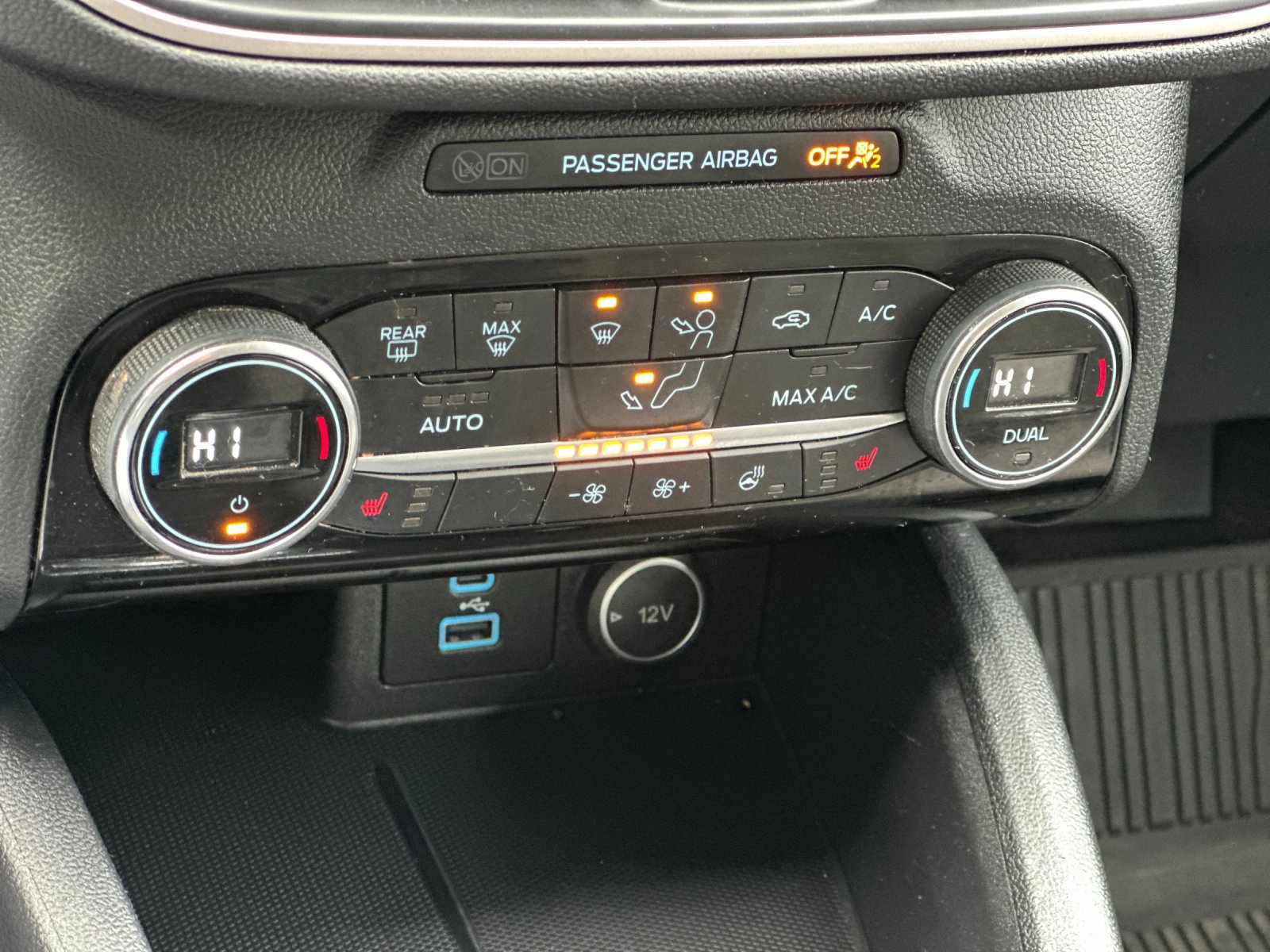 Certified 2021 Ford Escape SE w/ Cold Weather Package image 21