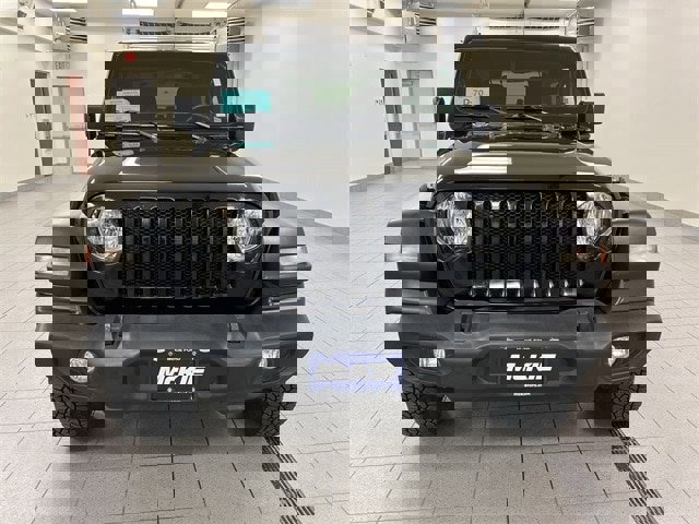 Used 2021 Jeep Wrangler Sport image 4