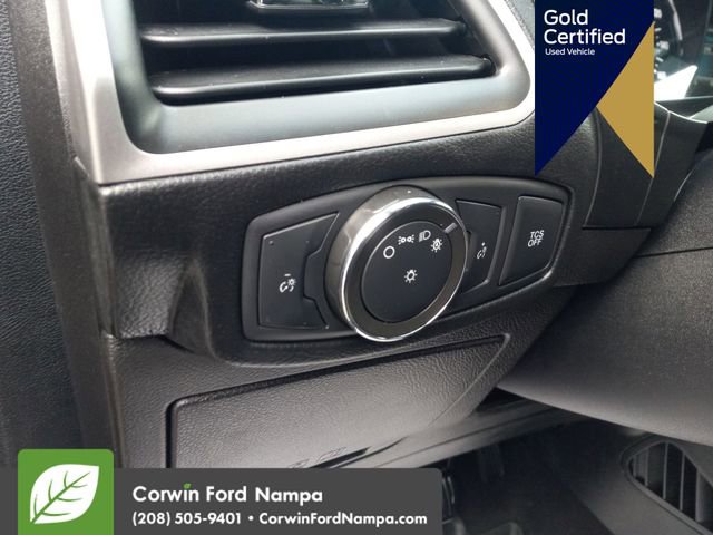 Certified 2022 Ford Edge SE w/ Black Appearance Package AWD/4WD image 15