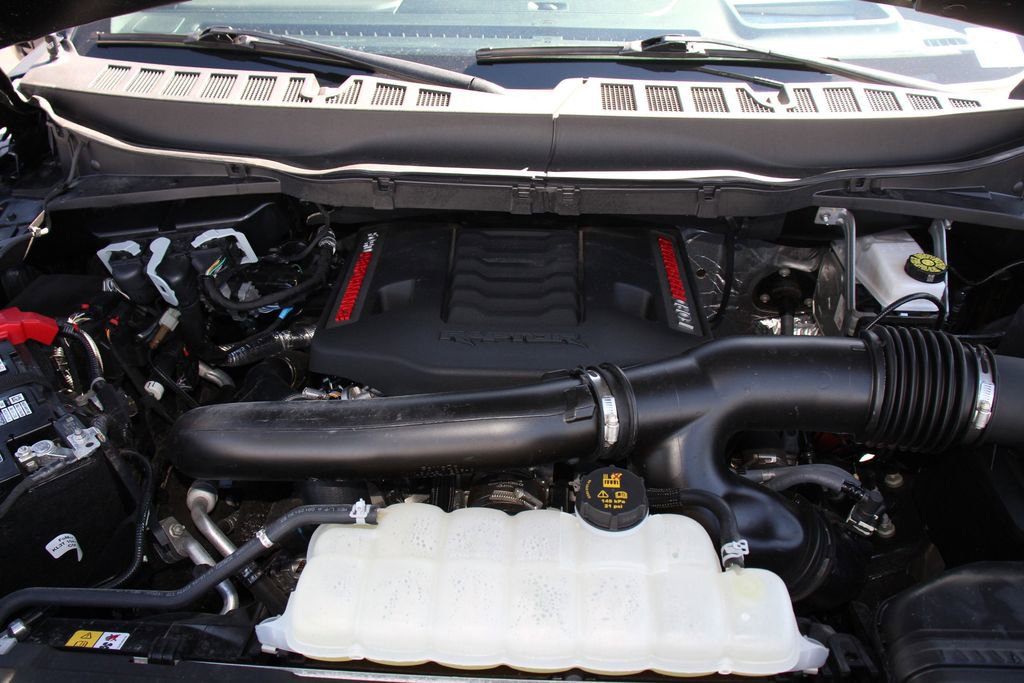 Certified 2025 Ford F150 Raptor AWD/4WD image 29