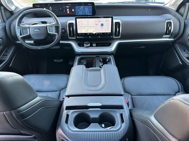 Certified 2025 Ford Expedition Max Platinum image 11