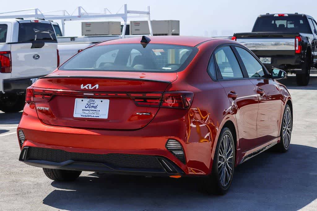 Used 2022 Kia Forte GT-Line w/ GT-Line Technology Package FWD image 4