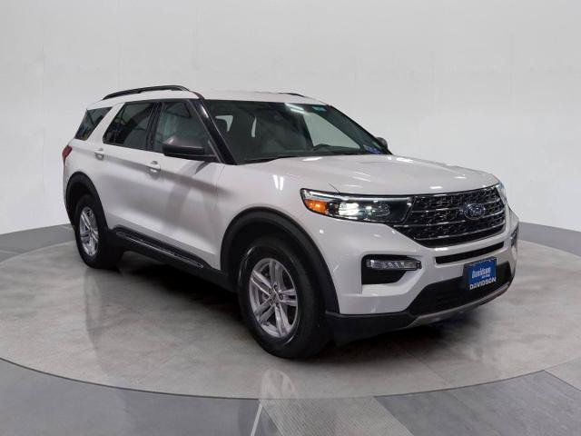 Certified 2023 Ford Explorer XLT w/ Equipment Group 202A AWD/4WD image 9