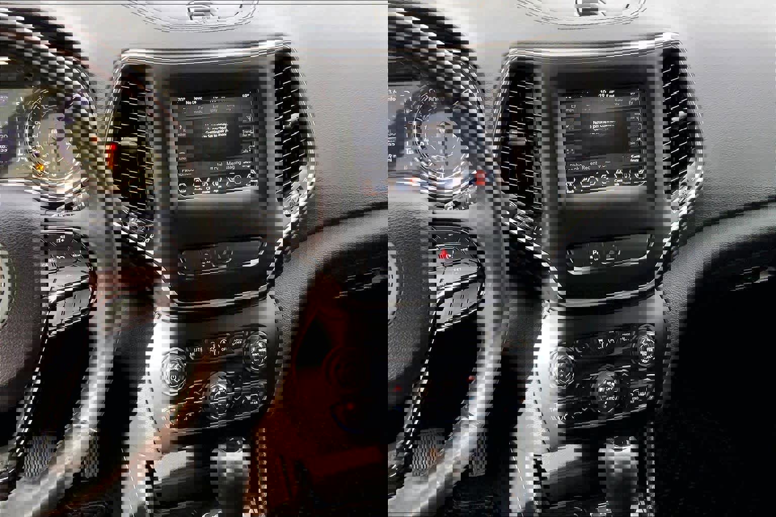 Used 2019 Jeep Cherokee Latitude Plus image 8