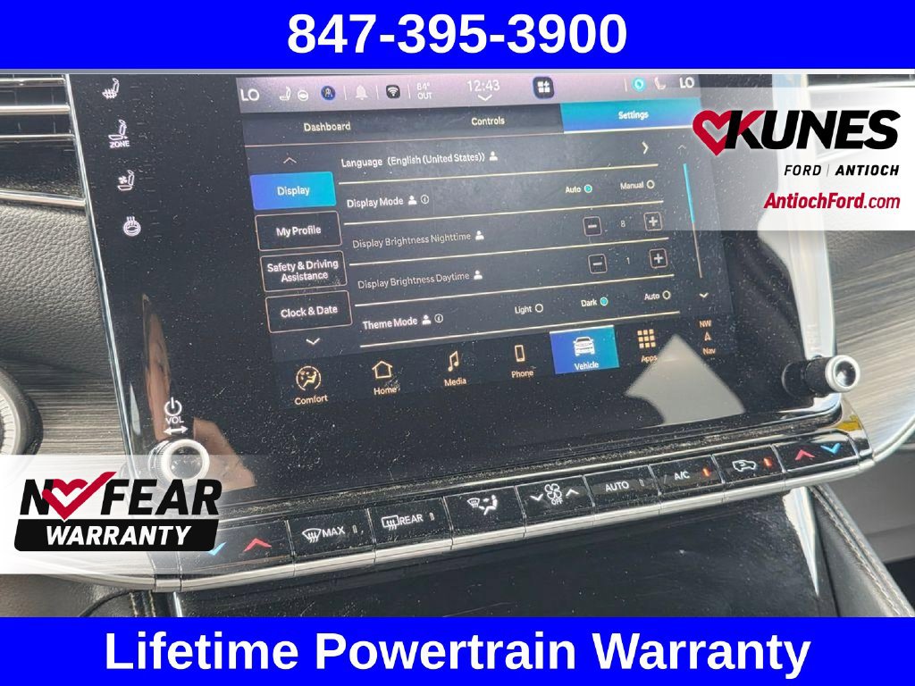 Used 2024 Jeep Wagoneer L Series II w/ Flexible Seating Group AWD/4WD image 63