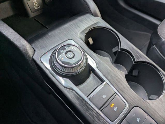 Certified 2025 Ford Escape ST-Line Select image 12