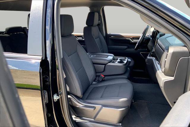 Used 2023 Chevrolet Silverado 1500 LT AWD/4WD image 9