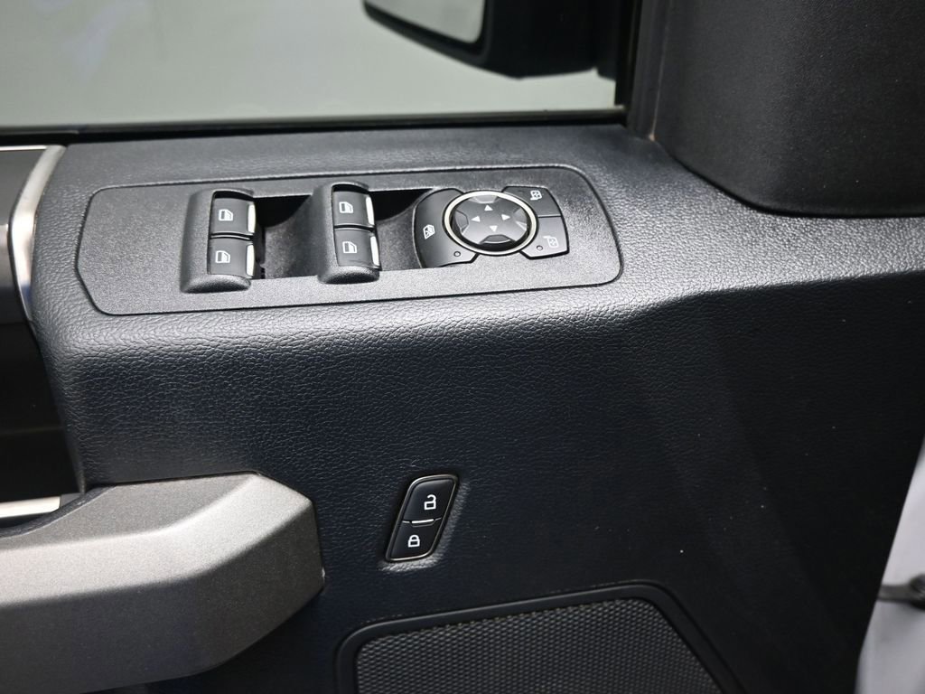 Certified 2020 Ford F150 Raptor w/ Equipment Group 801A Mid image 38