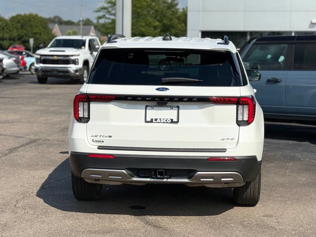 Certified 2025 Ford Explorer Active w/ Active Comfort Package AWD/4WD image 36