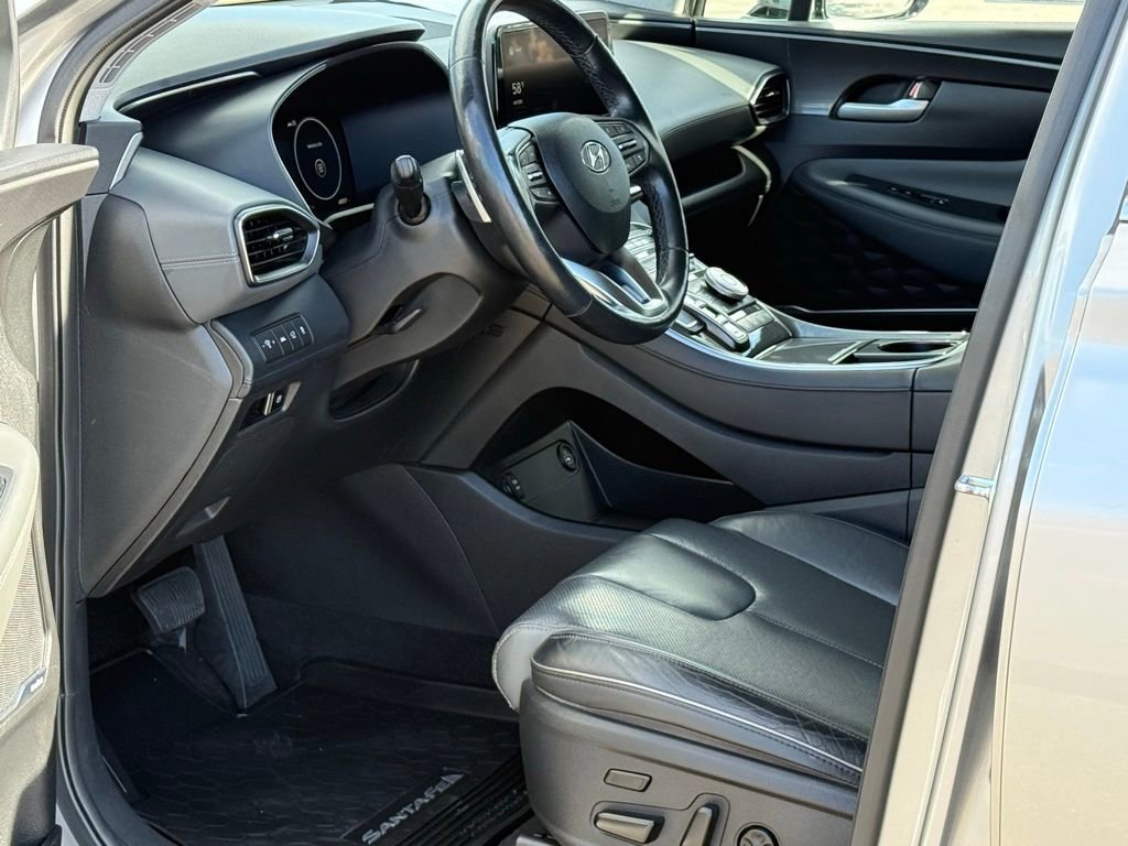 Used 2021 Hyundai Santa Fe Limited w/ Cargo Package image 6