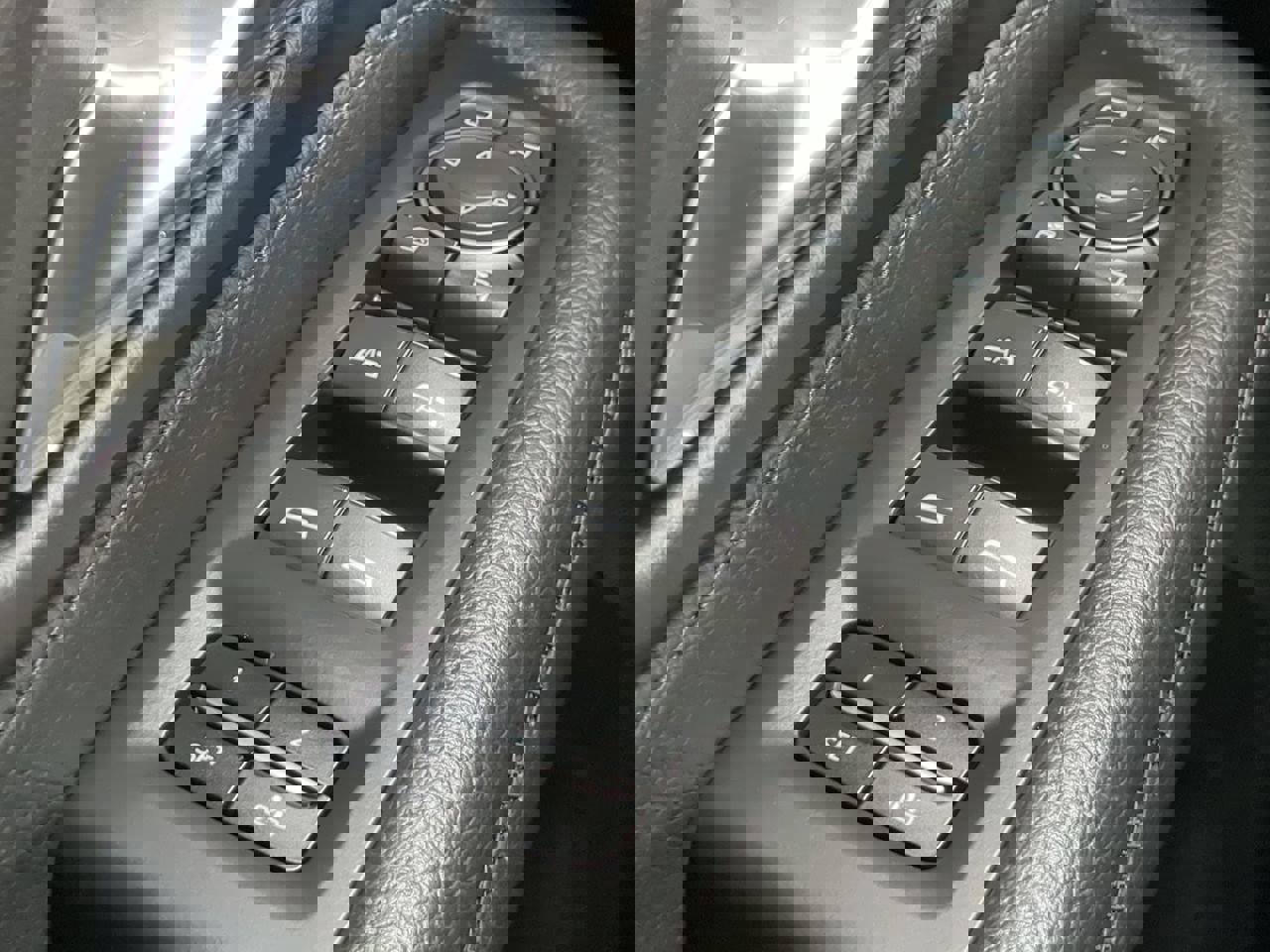 Used 2023 GMC Yukon Denali w/ Max Trailering Package image 23