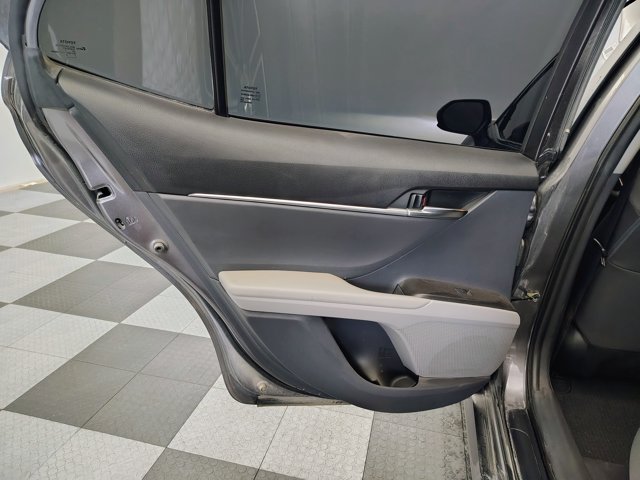 Used 2022 Toyota Camry LE FWD image 11