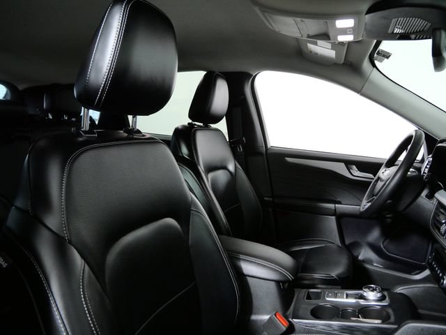 Certified 2024 Ford Escape Platinum AWD/4WD image 11