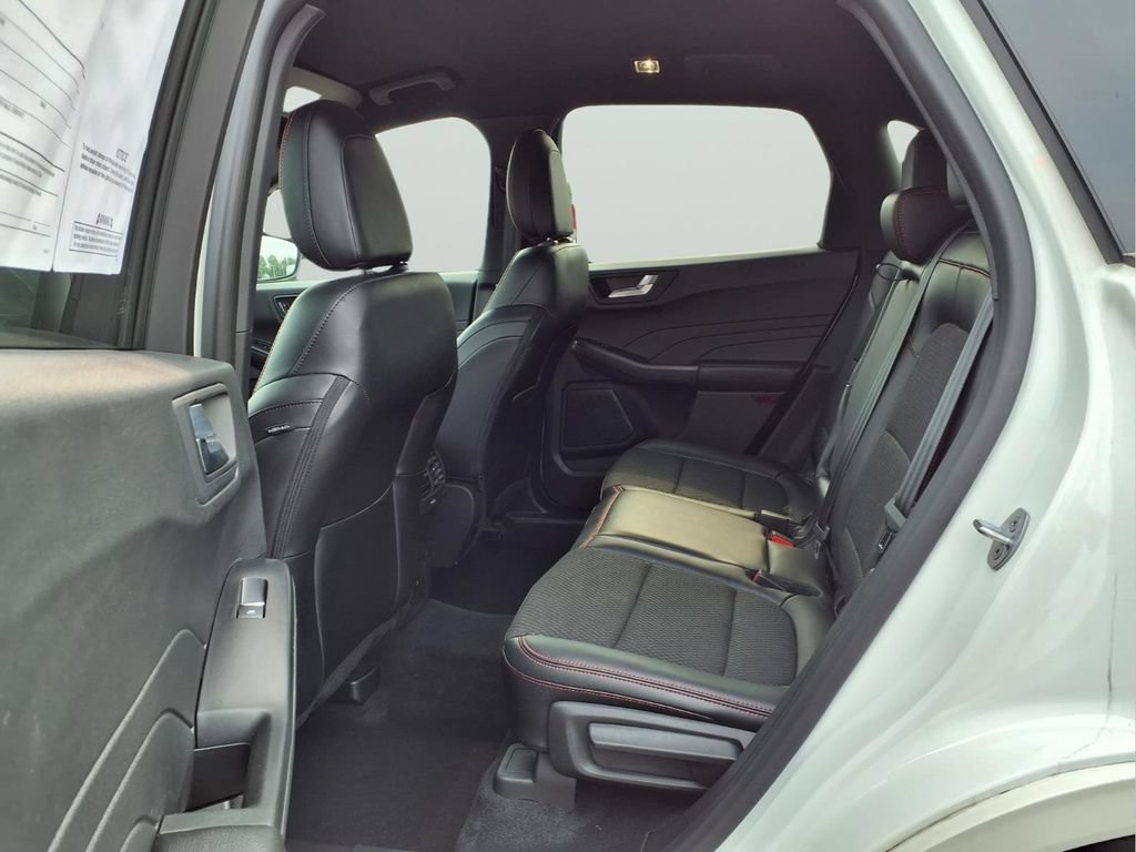 Certified 2023 Ford Escape ST-Line w/ Tech Pack #1 FWD image 10