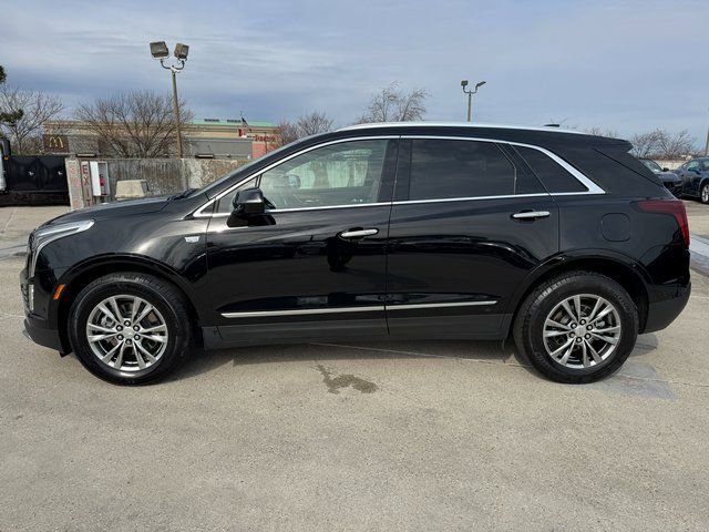 Used 2022 Cadillac XT5 Premium Luxury w/ Technology Package image 2