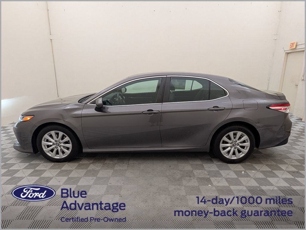 Used 2018 Toyota Camry LE FWD image 10