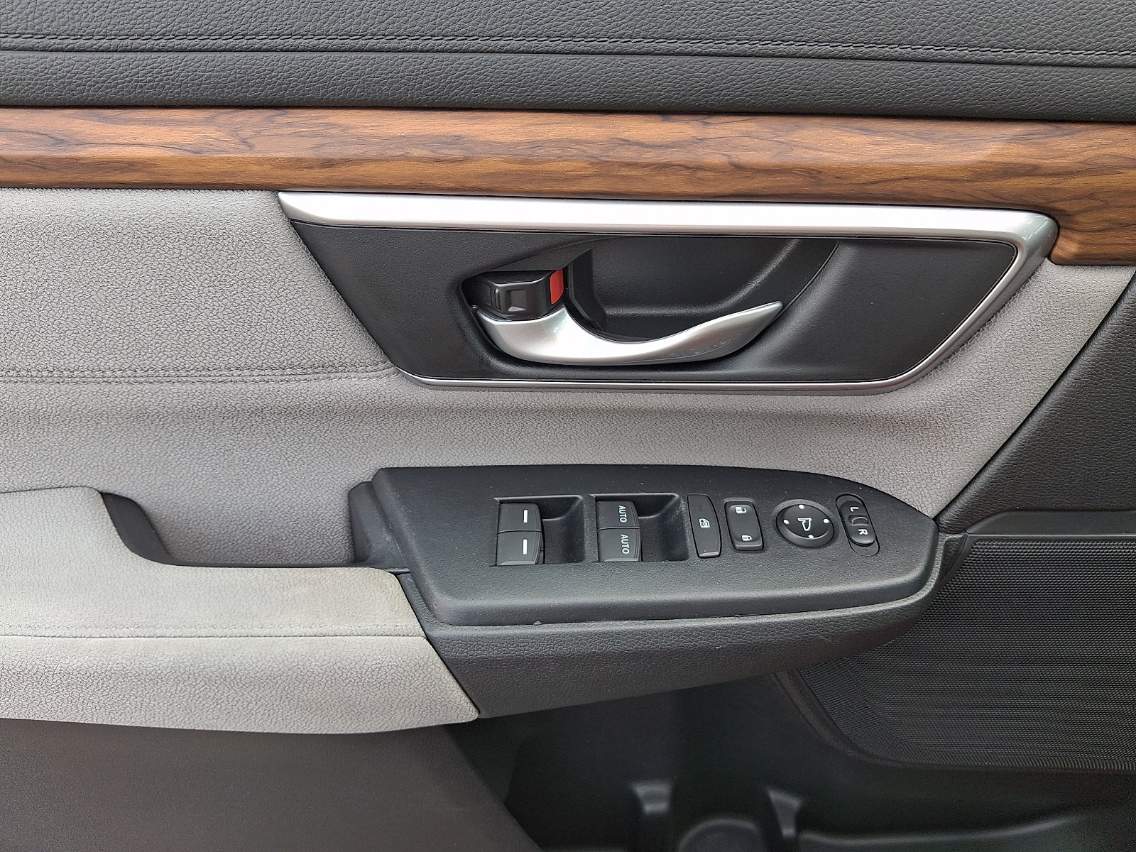 Used 2022 Honda CR-V EX image 13