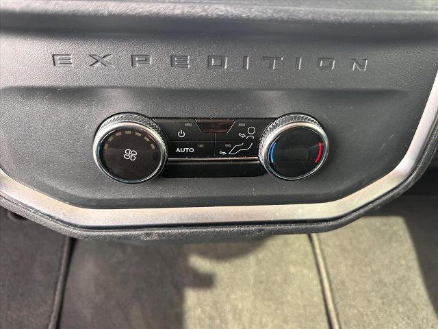 Certified 2025 Ford Expedition Active RWD image 12