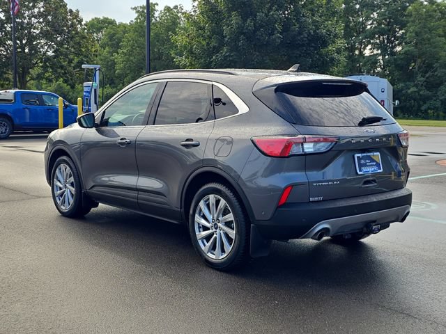 Certified 2022 Ford Escape Titanium w/ Titanium Elite Package AWD/4WD image 3