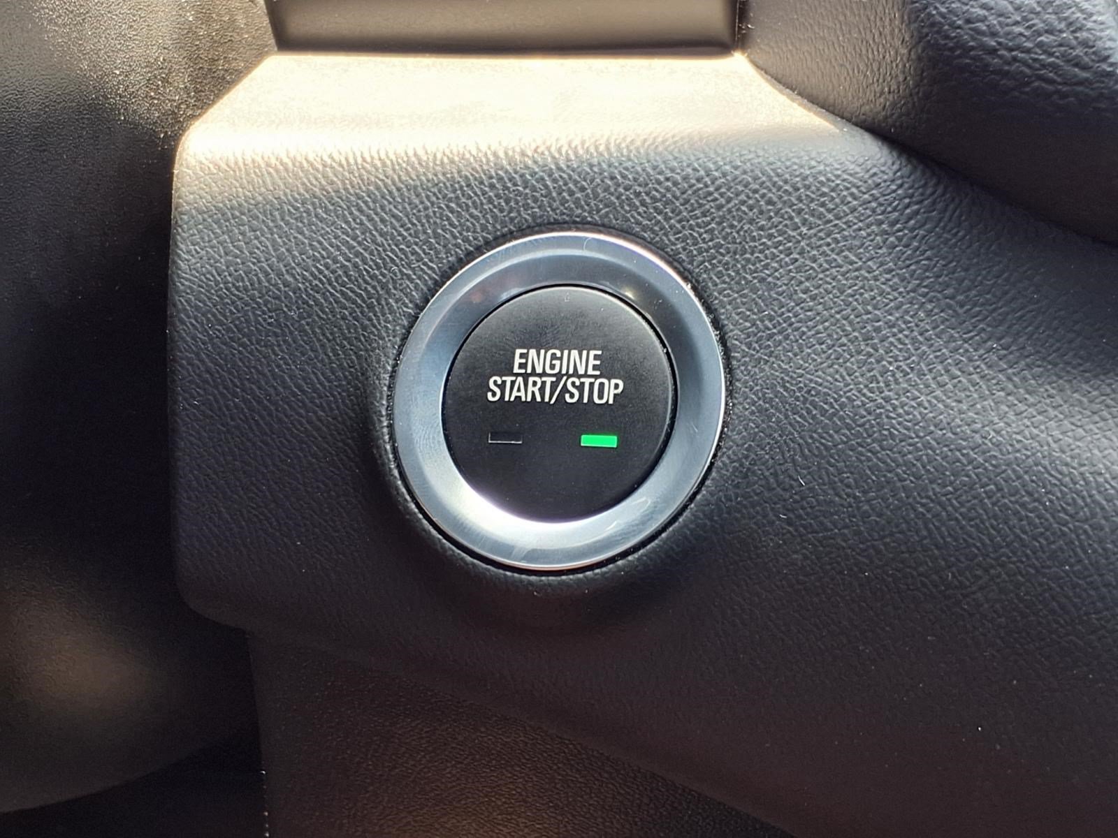 Used 2023 GMC Terrain SLE w/ Driver Convenience Package FWD image 23