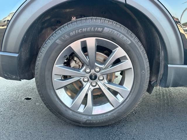 Certified 2023 Ford Explorer XLT w/ Equipment Group 202A image 21