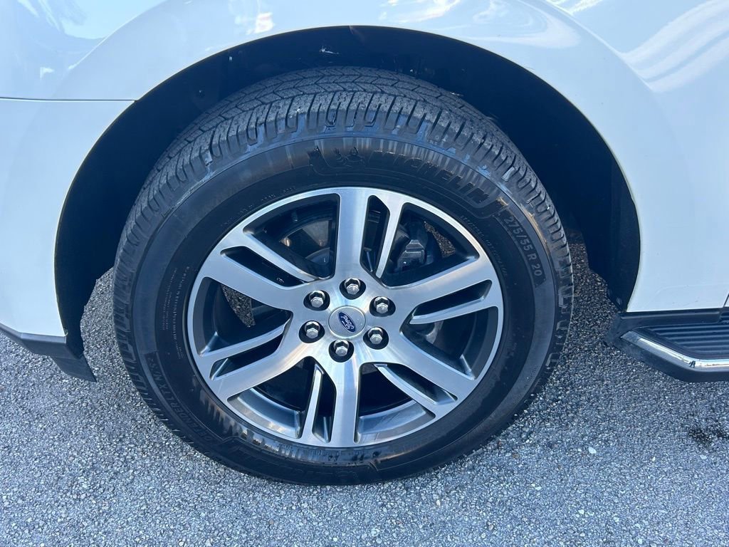 Certified 2022 Ford Expedition Limited image 19