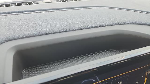 Used 2025 Chevrolet Silverado 1500 High Country w/ Technology Package image 23