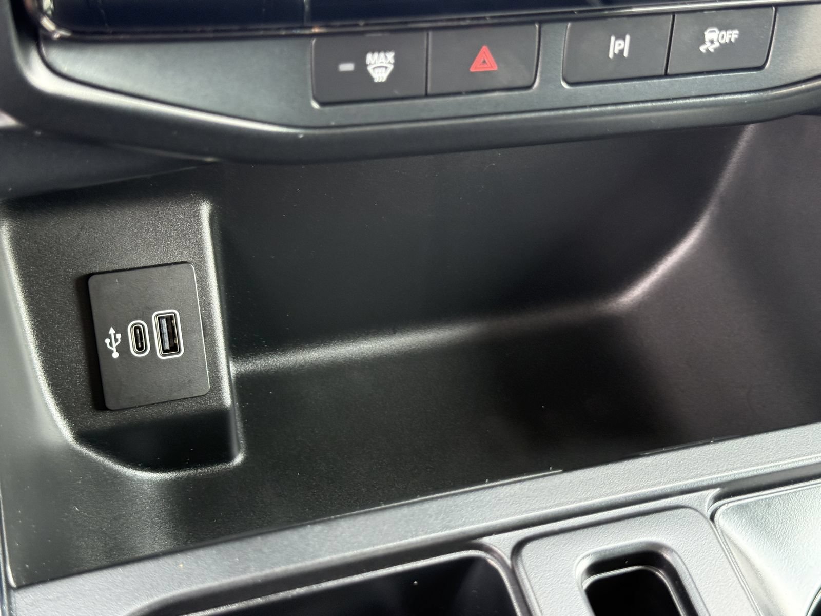 Certified 2025 Ford F150 Lightning Flash AWD/4WD image 28