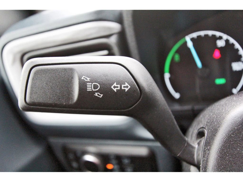 Certified 2023 Ford Maverick XLT FWD image 16
