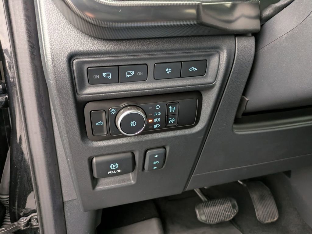 Certified 2024 Ford F150 Raptor image 39